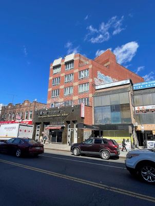 Exterior, Facade, Condo Building
