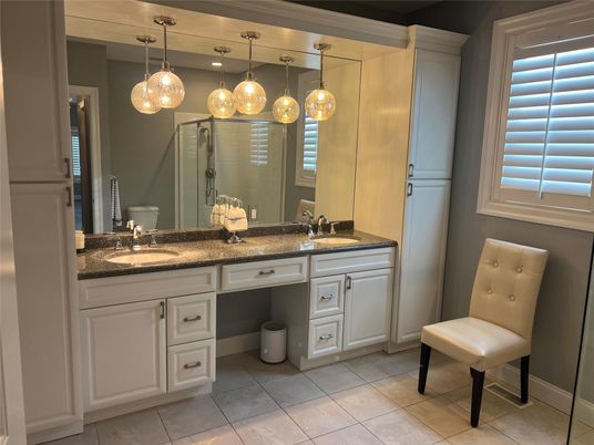 Bathroom, Interior, Pendant Lights