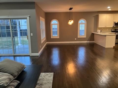 Interior, Kitchen, Pendant Lights, Recessed Lighting, Wood Texture Flooring
