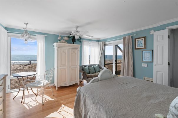 Bedroom, Dining room, Interior, Water, Wood Texture Flooring