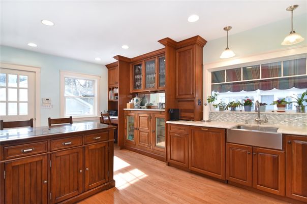 Interior, Kitchen, Pendant Lights, Recessed Lighting, Wood Texture Flooring