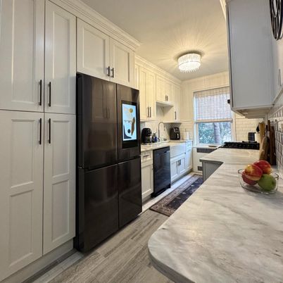 Chandelier, Interior, Kitchen, Wood Texture Flooring