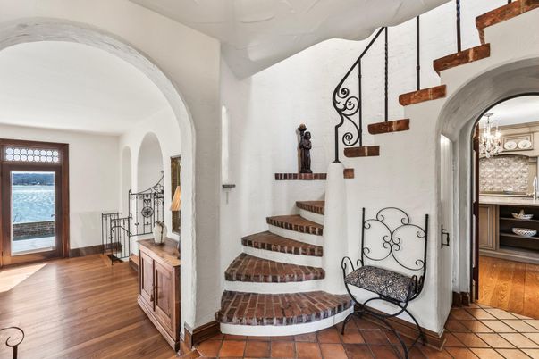 Chandelier, Interior, Wood Texture Flooring