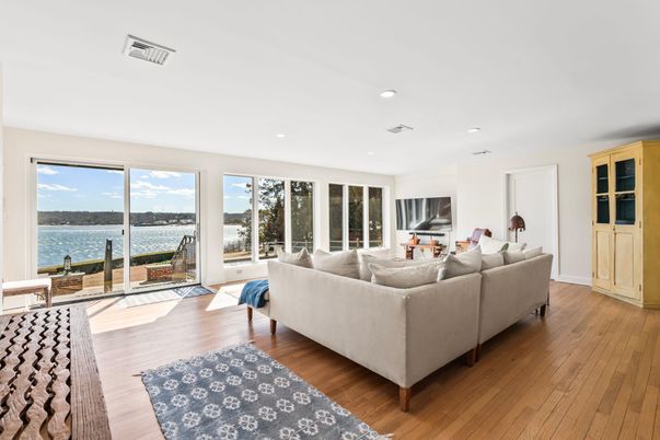 Interior, Living room, Recessed Lighting, Water, Wood Texture Flooring
