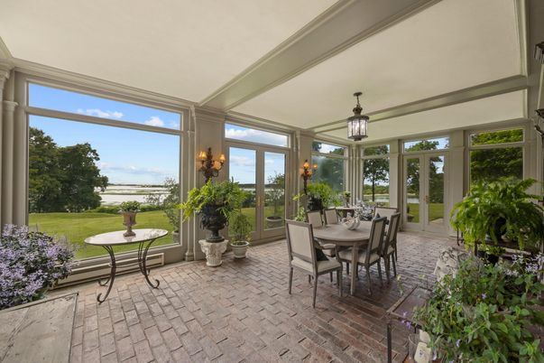 Dining room, Interior, Sun Room