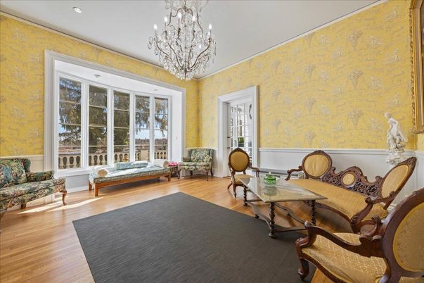 Chandelier, Interior, Recessed Lighting, Wood Texture Flooring