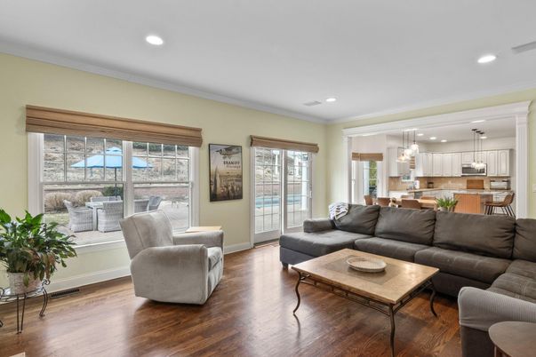Dining room, Interior, Kitchen, Living room, Pendant Lights, Recessed Lighting, Wood Texture Flooring