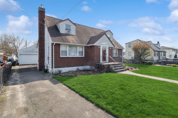 Detached Garage, Exterior, Facade, Brick Facade, Cape Cod