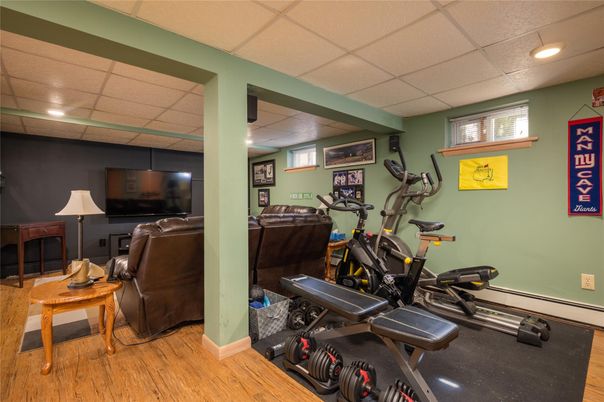 Fitness Equipment, Interior, Recessed Lighting, Wood Texture Flooring