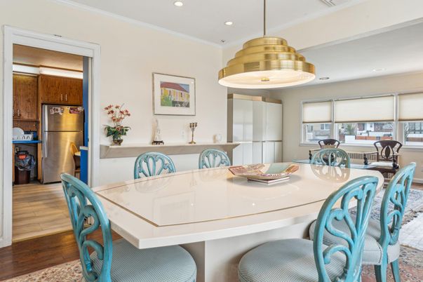 Dining room, Interior, Kitchen, Pendant Lights, Recessed Lighting, Wood Texture Flooring