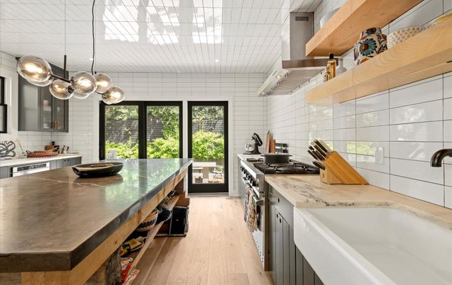 Interior, Kitchen, Pendant Lights, Recessed Lighting, Wood Texture Flooring