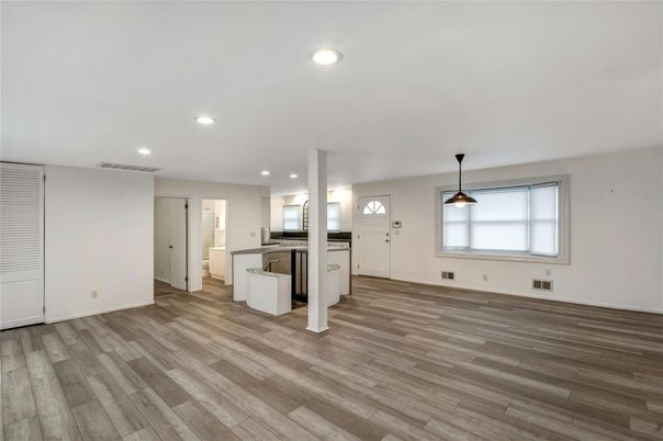 Empty room, Interior, Pendant Lights, Recessed Lighting, Wood Texture Flooring