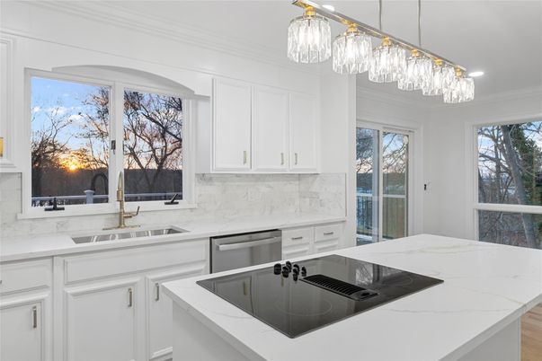 Interior, Kitchen, Marble Walls, Recessed Lighting