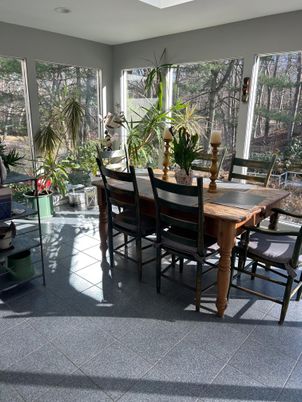 Dining room, Interior, Recessed Lighting