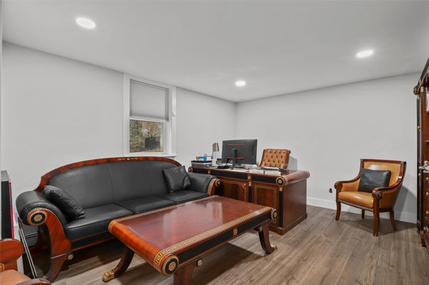 Home Office, Interior, Recessed Lighting, Wood Texture Flooring