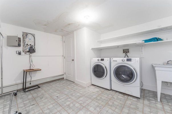 Interior, Washer