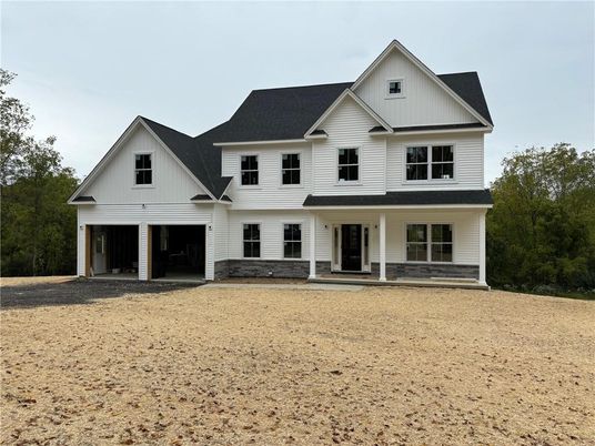 Attached, Exterior, Facade, Farmhouse