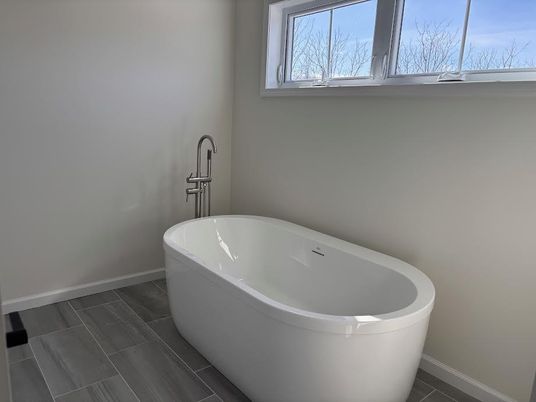 Bathroom, Free Standing Baths, Interior