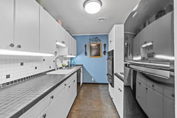Interior, Kitchen, Tile Countertops