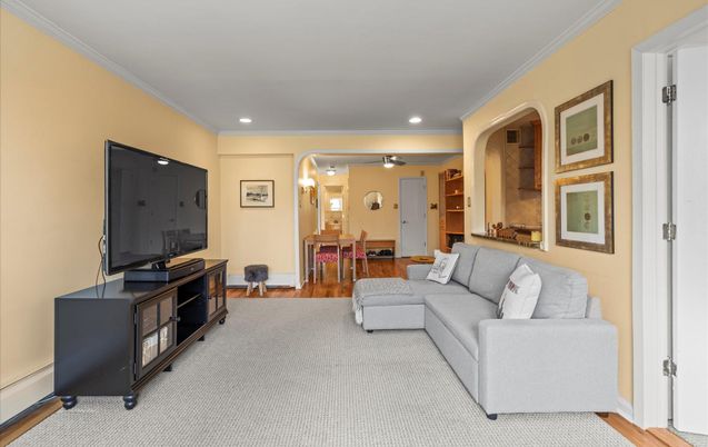 Dining room, Interior, Living room, Recessed Lighting, Wood Texture Flooring