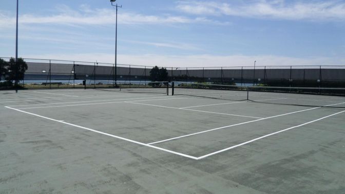 Exterior, Tennis Courts
