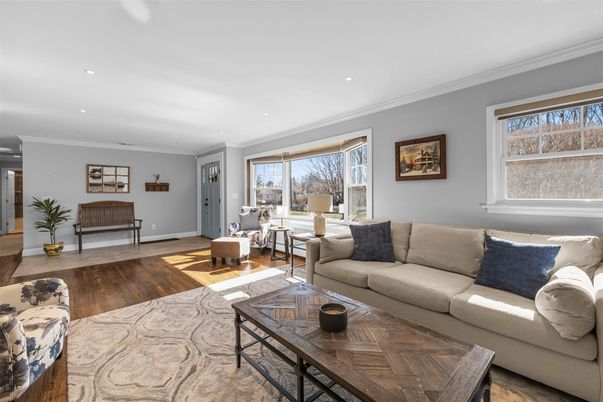 Interior, Living room, Recessed Lighting, Wood Texture Flooring