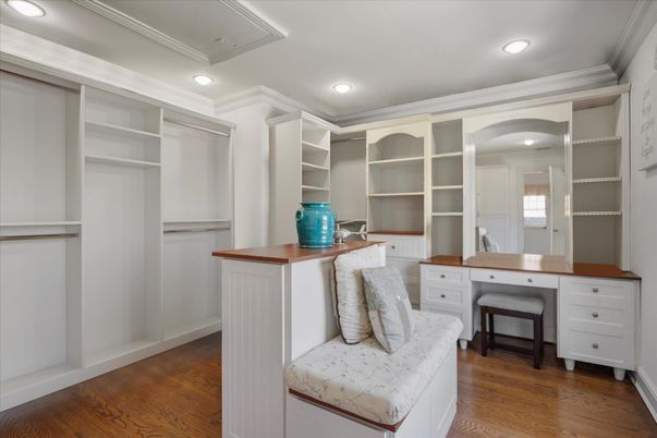 Interior, Recessed Lighting, Walk-in Closets, Wood Texture Flooring