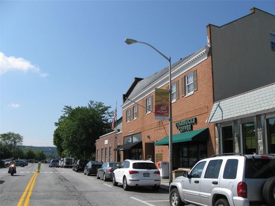 Exterior, Facade, Brick Facade, Condo Building