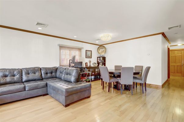 Chandelier, Dining room, Interior, Living room, Recessed Lighting, Wood Texture Flooring