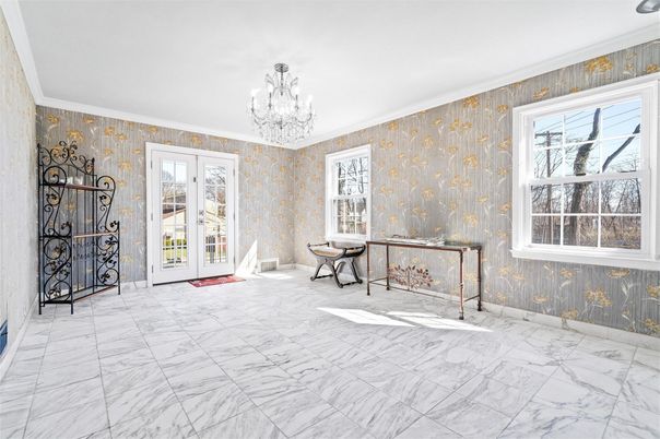 Chandelier, Interior, Marble