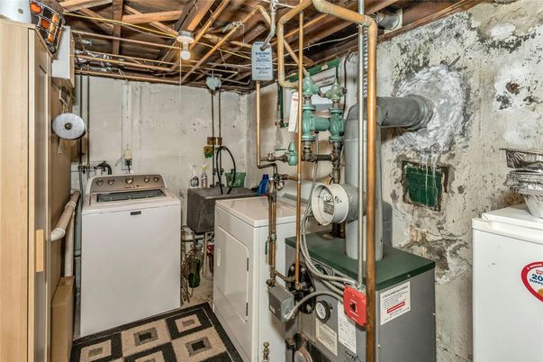 Interior, Utility Closets, Washer