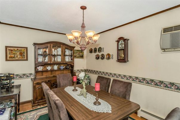 Chandelier, Dining room, Interior
