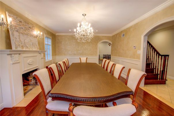 Chandelier, Dining room, Interior, Recessed Lighting, Wood Texture Flooring