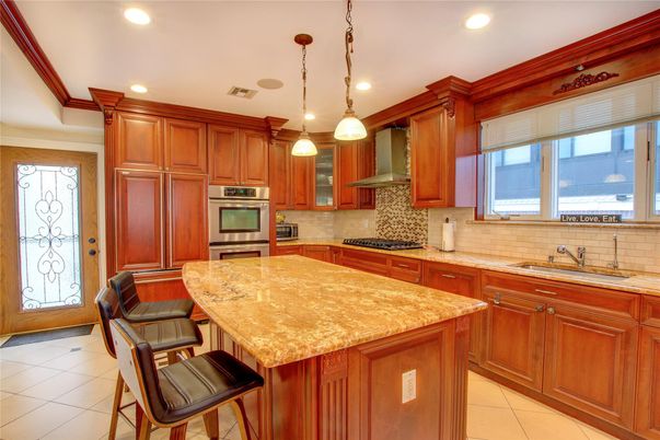 Interior, Kitchen, Pendant Lights, Recessed Lighting, Stainless Steel Appliances
