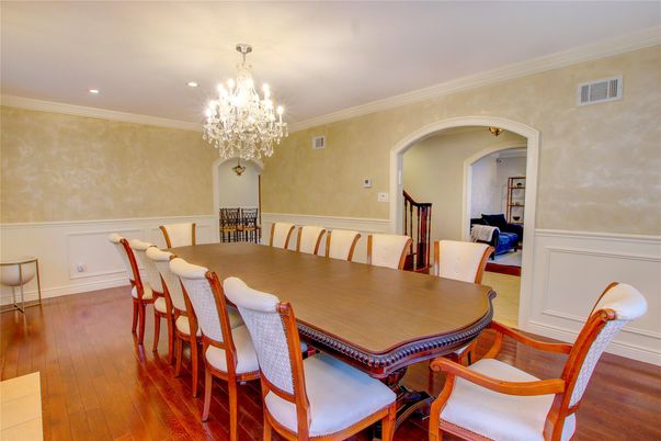 Chandelier, Dining room, Interior, Recessed Lighting, Wood Texture Flooring