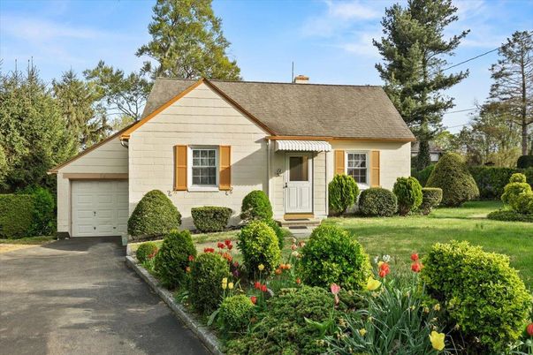 Attached, Backyard, Exterior, Facade, Cape Cod