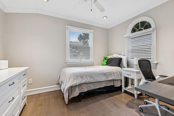 Bedroom, Home Office, Interior, Recessed Lighting, Wood Texture Flooring