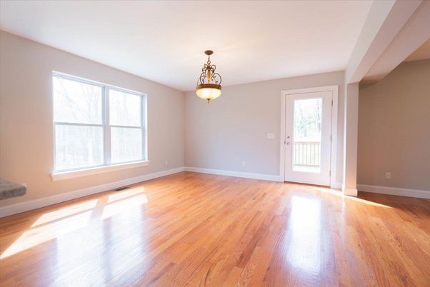 Empty room, Interior, Pendant Lights, Wood Texture Flooring