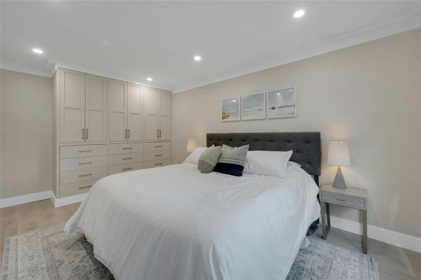Bedroom, Interior, Recessed Lighting, Wood Texture Flooring