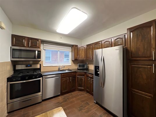 Interior, Kitchen, Stainless Steel Appliances, Wood Texture Flooring