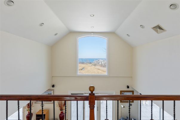 Interior, Recessed Lighting, Water