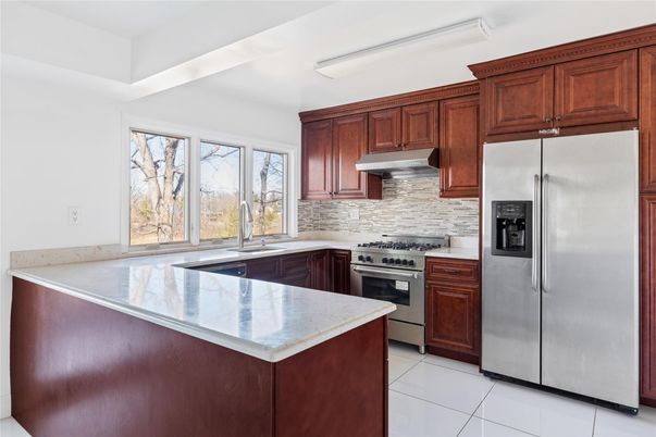 Interior, Kitchen, Stainless Steel Appliances