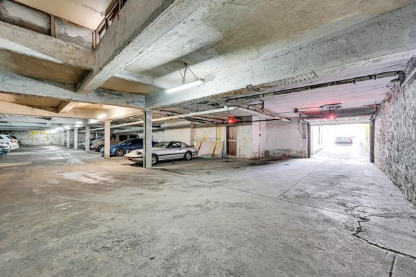 Garage, Interior, Stone Walls