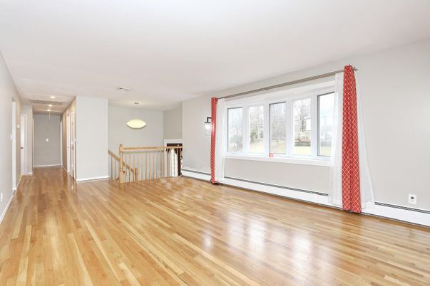 Empty room, Interior, Pendant Lights, Recessed Lighting, Wood Texture Flooring