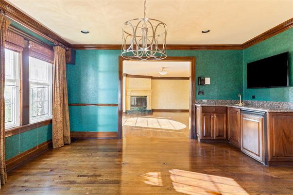 Fireplace, Interior, Pendant Lights, Recessed Lighting, Wood Texture Flooring