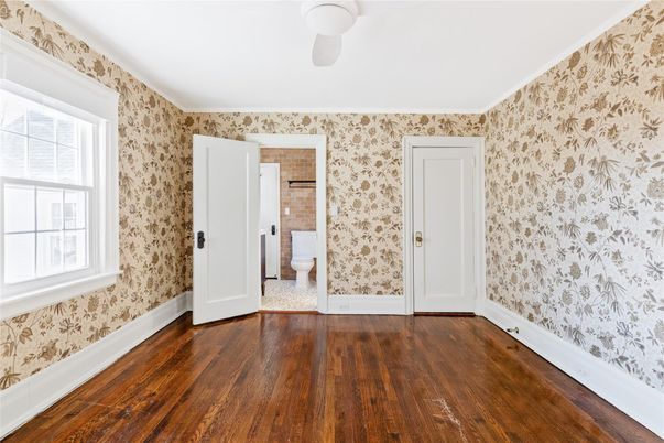 Bathroom, Empty room, Interior, Wood Texture Flooring