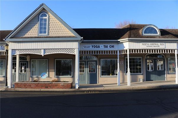 Exterior, Facade, Queen Anne Victorian