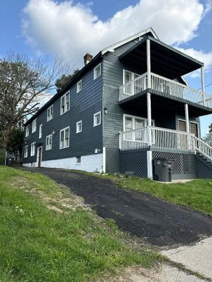 Backyard, Exterior, Facade, Condo Building