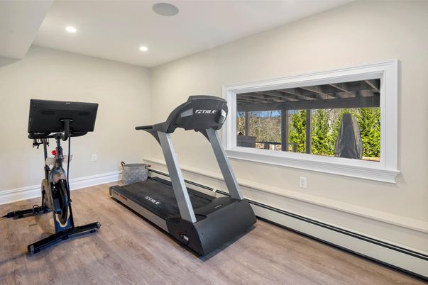 Fitness Equipment, Interior, Recessed Lighting, Wood Texture Flooring