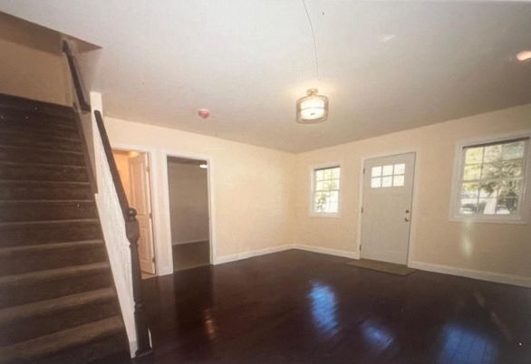 Empty room, Interior, Pendant Lights, Wood Texture Flooring